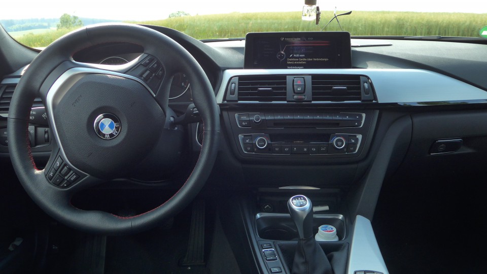 F30 320d xDrive (F30 - Limousine)