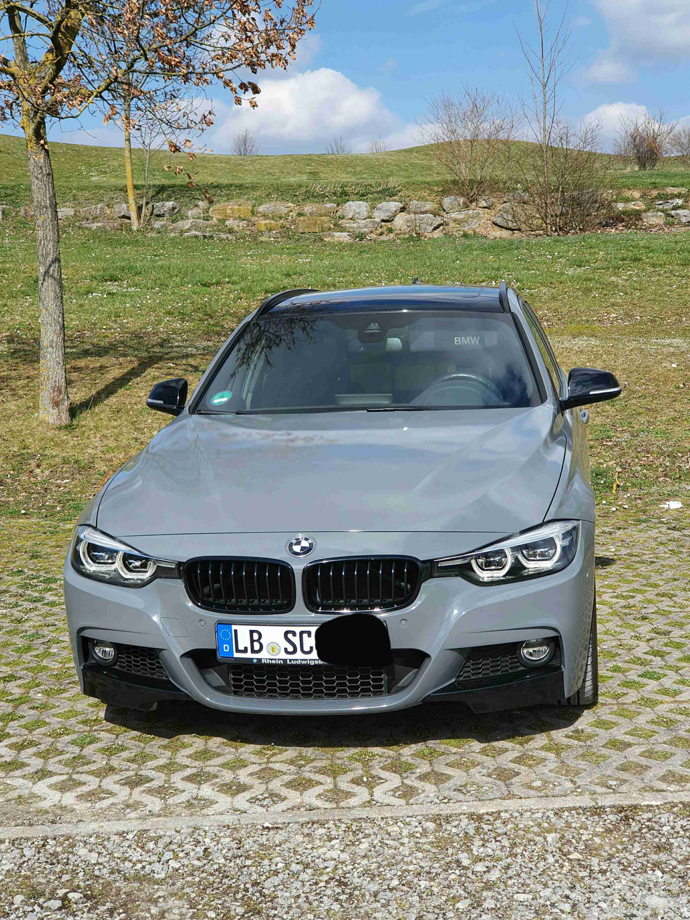 Mein 340i in dark grey foliert