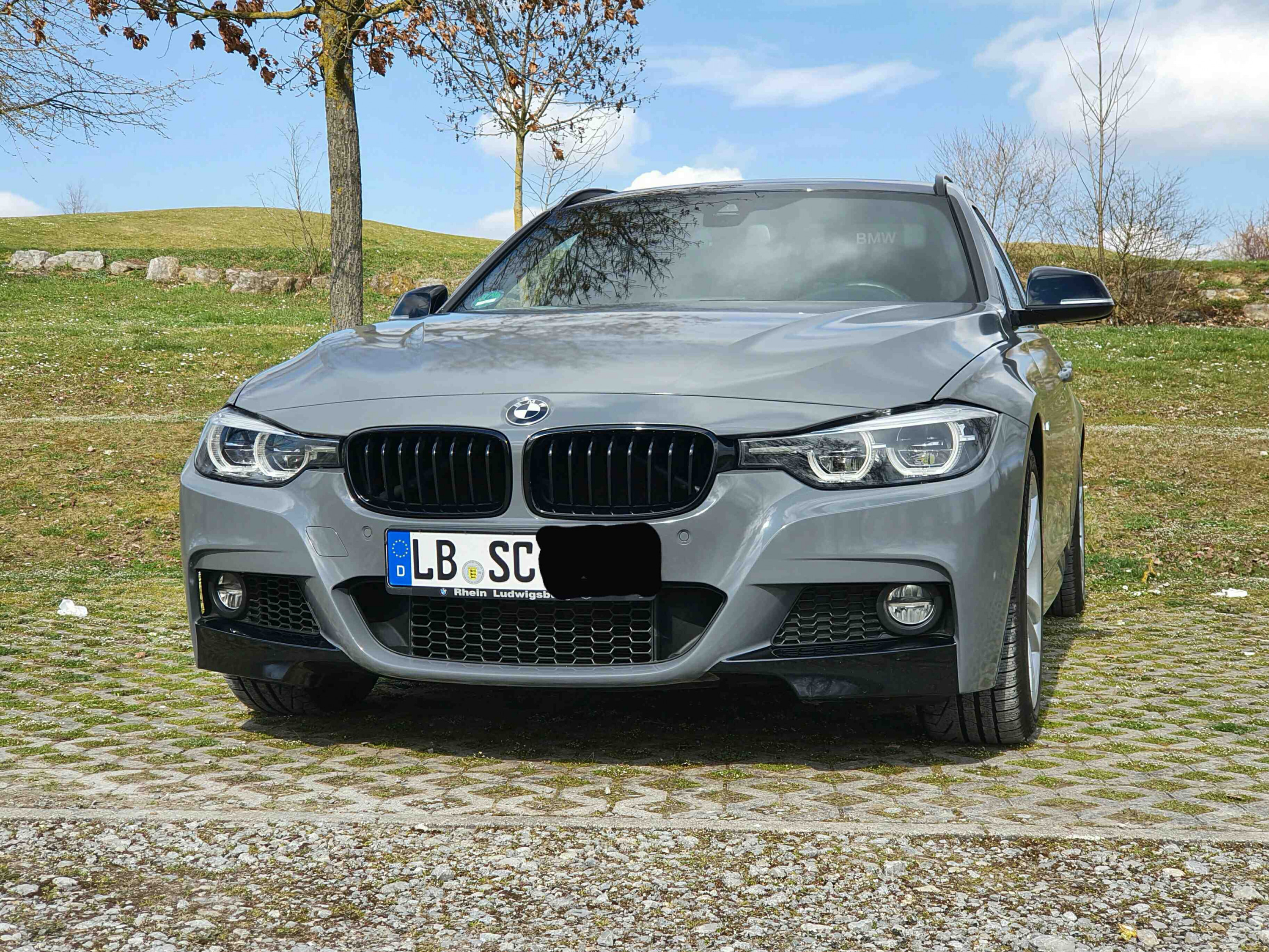 Mein 340i in dark grey foliert